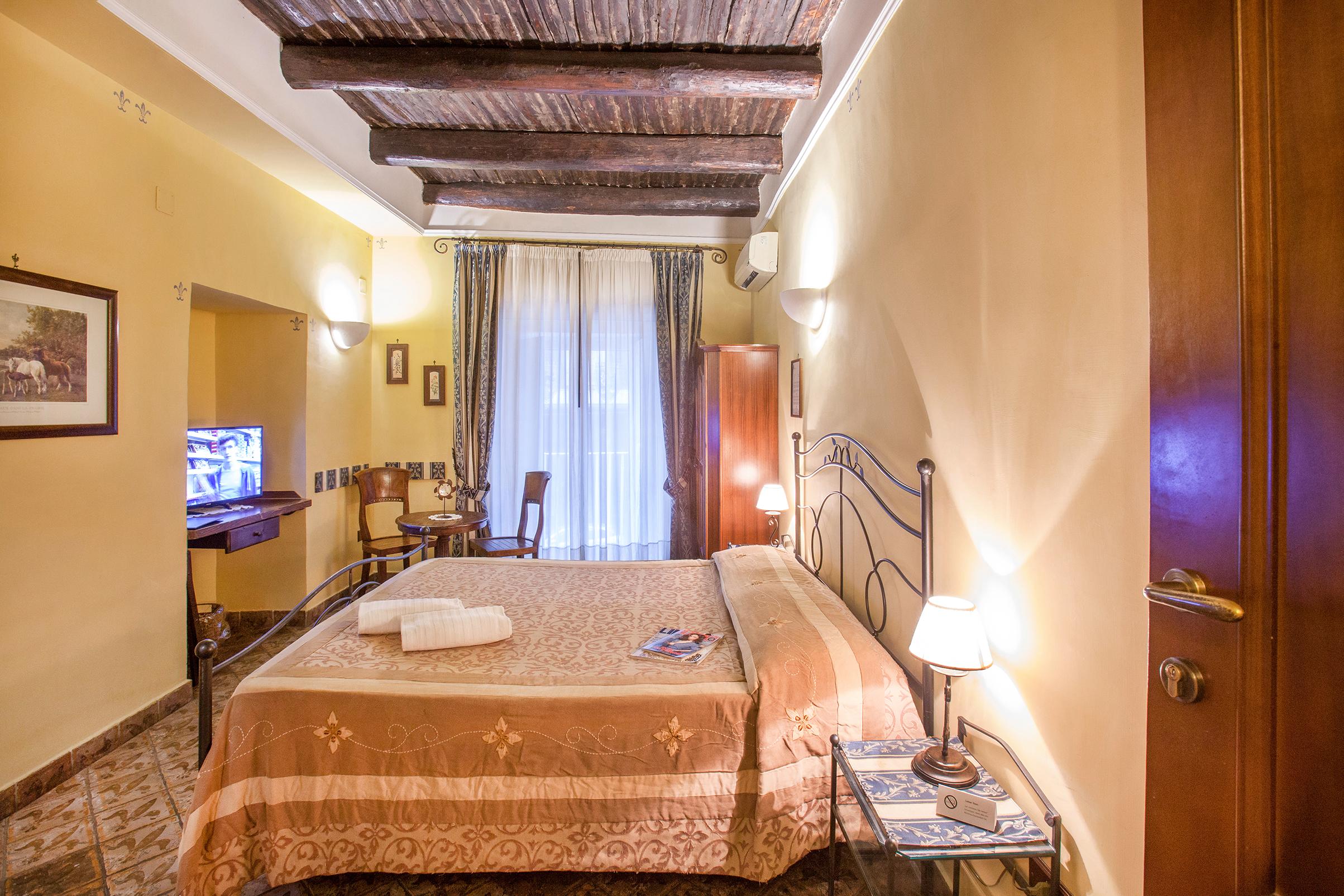 B&B L'Alloggio Dei Vassalli Наполи Екстериор снимка